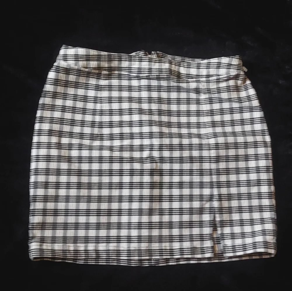 Plaid Mini - Picture 1 of 6